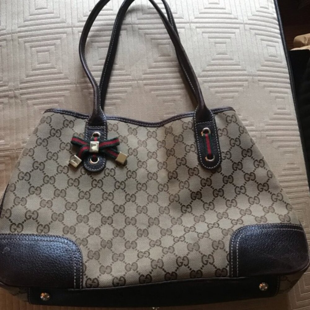 Gucci Shoulder bag